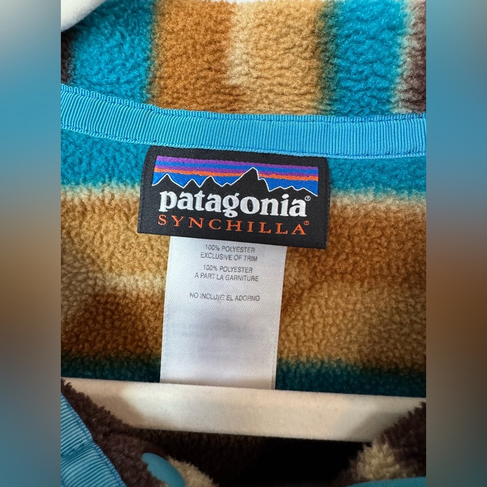 Patagonia Women’s Synchilla Geometric Aztec Fleece Snap Pullover size large - Picture 4 of 9
